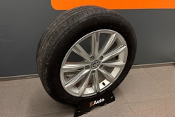 musta Volkswagen Passat 2020 kuva 13.