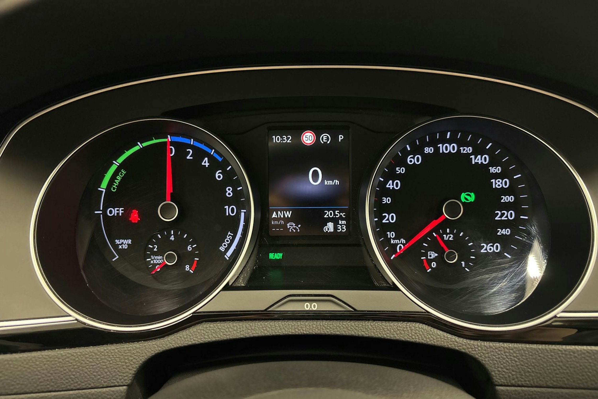 musta Volkswagen Passat 2020 kuva 14.