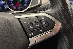 musta Volkswagen Passat 2020 kuva 16.