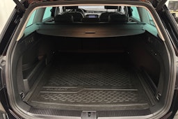 musta Volkswagen Passat 2020 kuva 26.