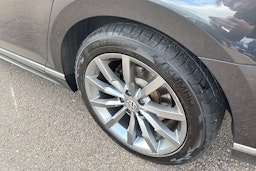 harmaa Volkswagen Passat 2020 kuva 13.