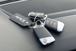 harmaa Volkswagen Passat 2020 kuva 26.