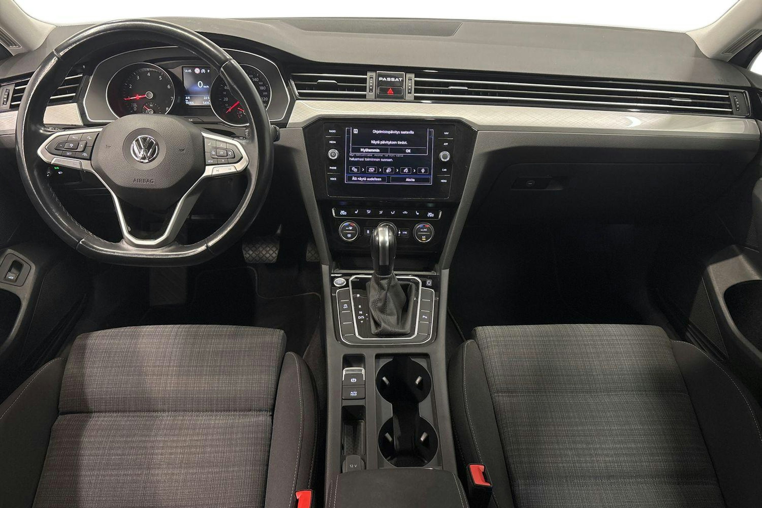 hopea Volkswagen Passat 2020 kuva 7.