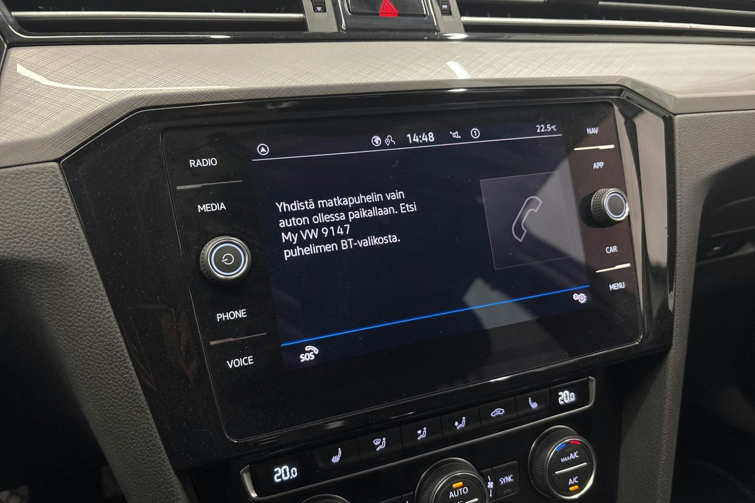 hopea Volkswagen Passat 2020 kuva 18.