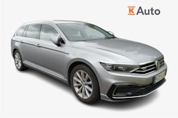 harmaa Volkswagen Passat 2020 kuva 1.
