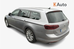 harmaa Volkswagen Passat 2020 kuva 2.