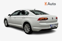 valkoinen Volkswagen Passat 2020 kuva 2.