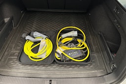 valkoinen Volkswagen Passat 2020 kuva 24.