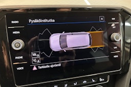 valkoinen Volkswagen Passat 2020 kuva 27.