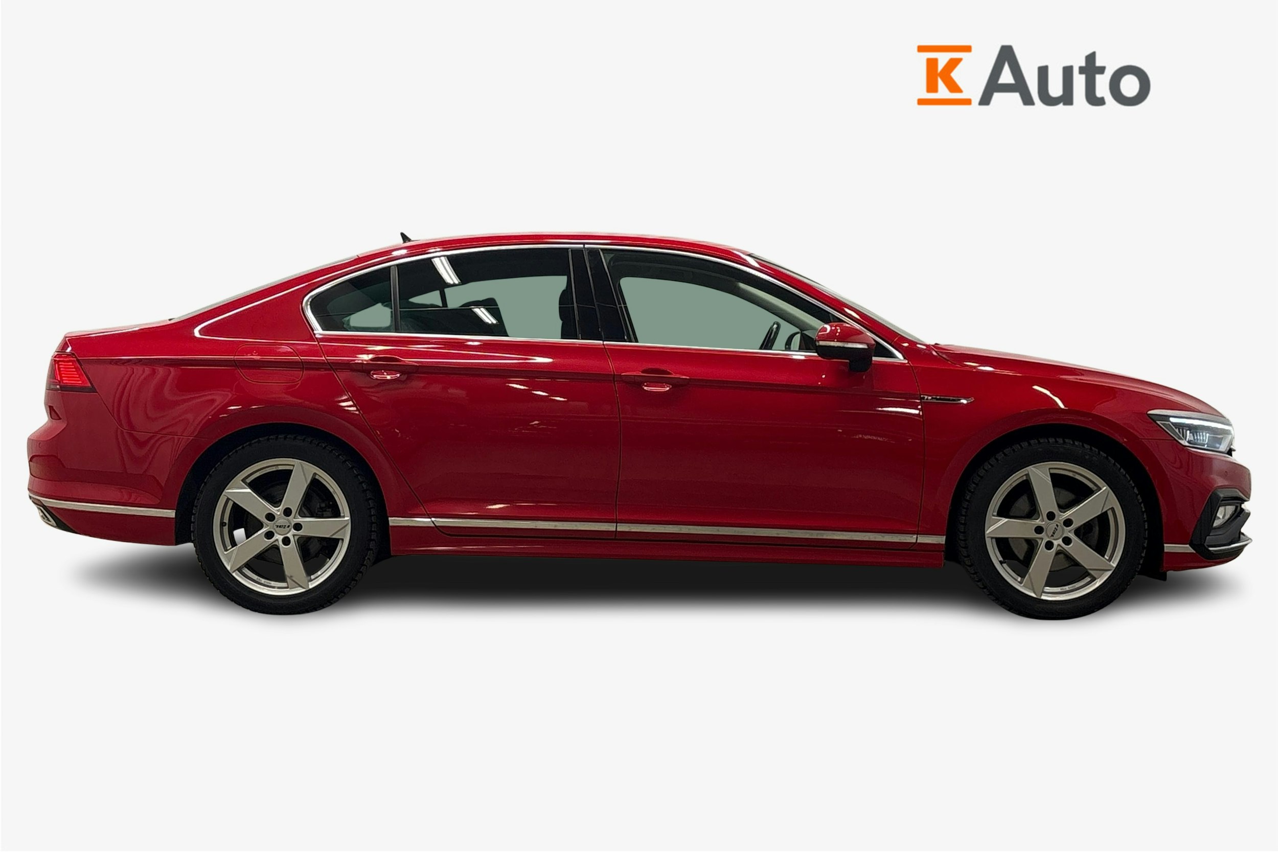 punainen Volkswagen Passat 2020 kuva 6.