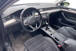 harmaa Volkswagen Passat 2020 kuva 3.