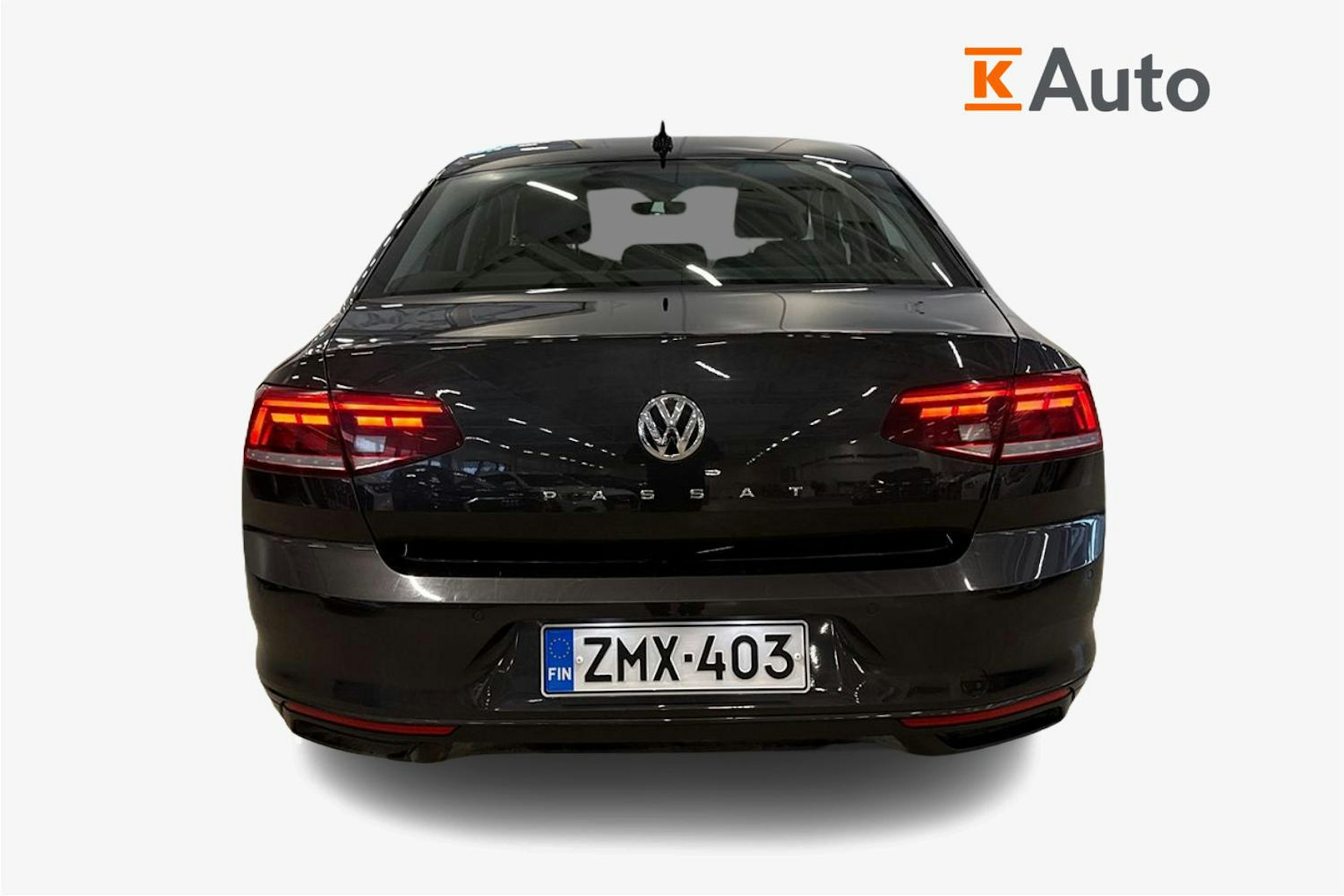 harmaa Volkswagen Passat 2020 kuva 3.