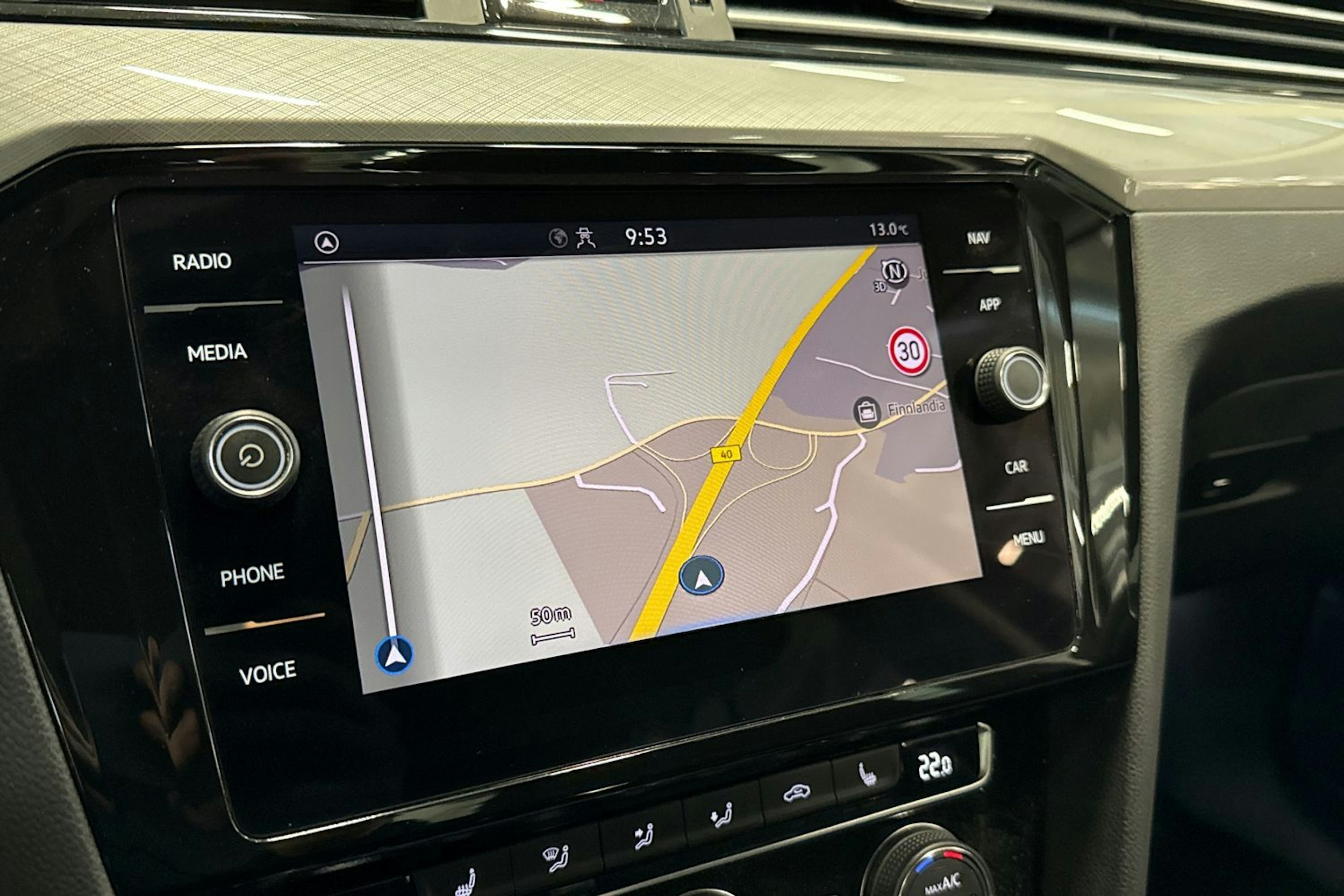 harmaa Volkswagen Passat 2020 kuva 24.