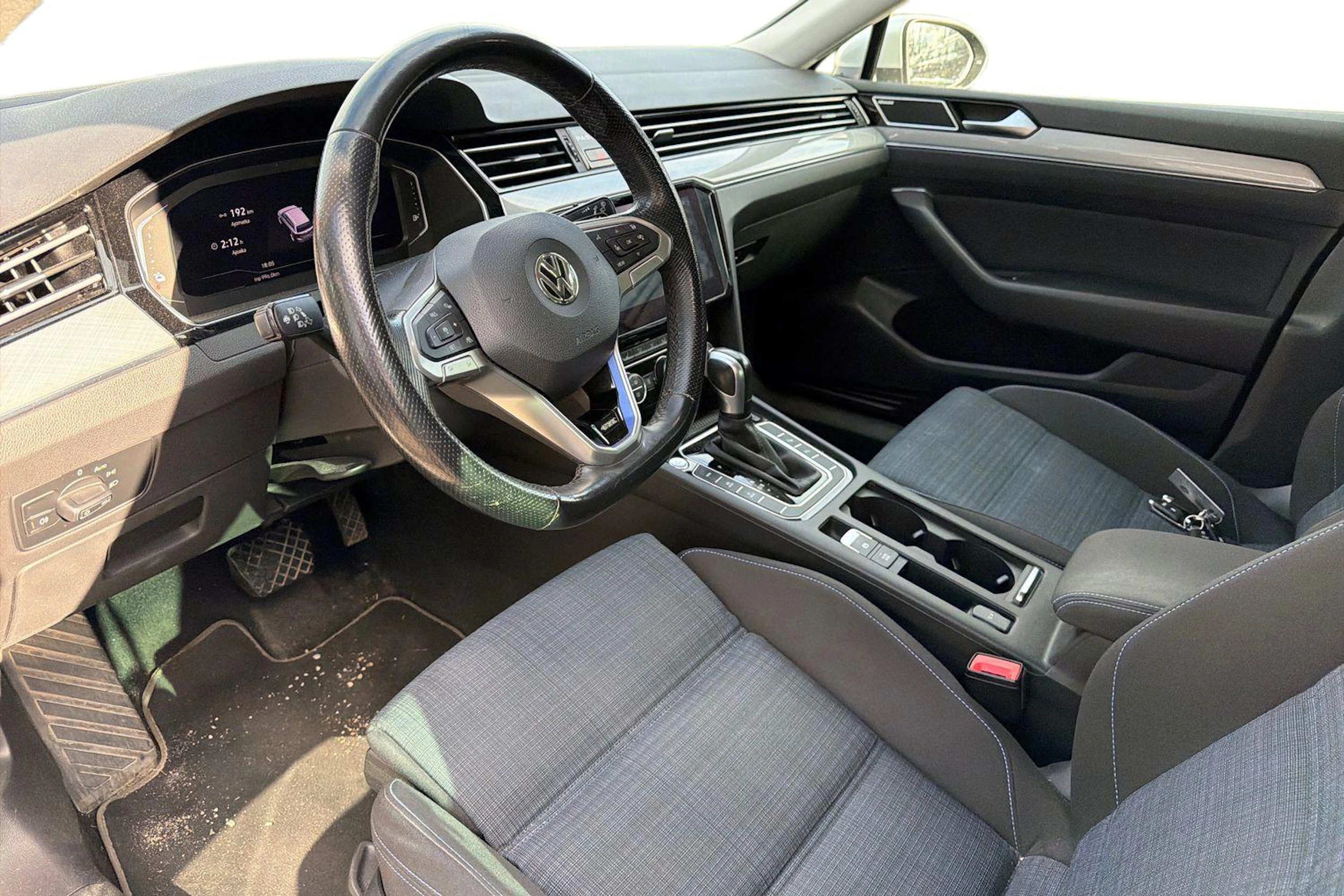 hopea Volkswagen Passat 2020 kuva 3.