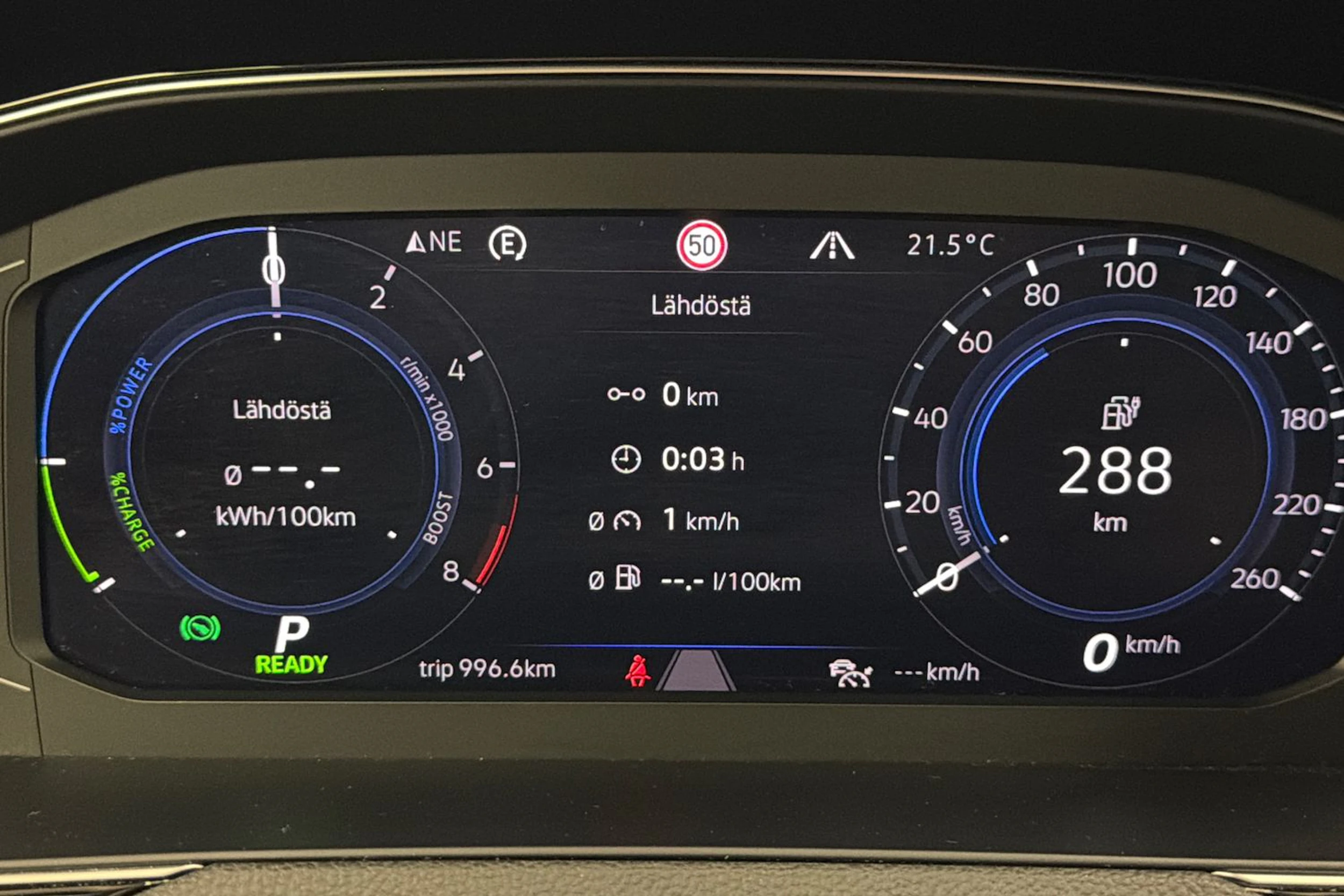 hopea Volkswagen Passat 2020 kuva 21.