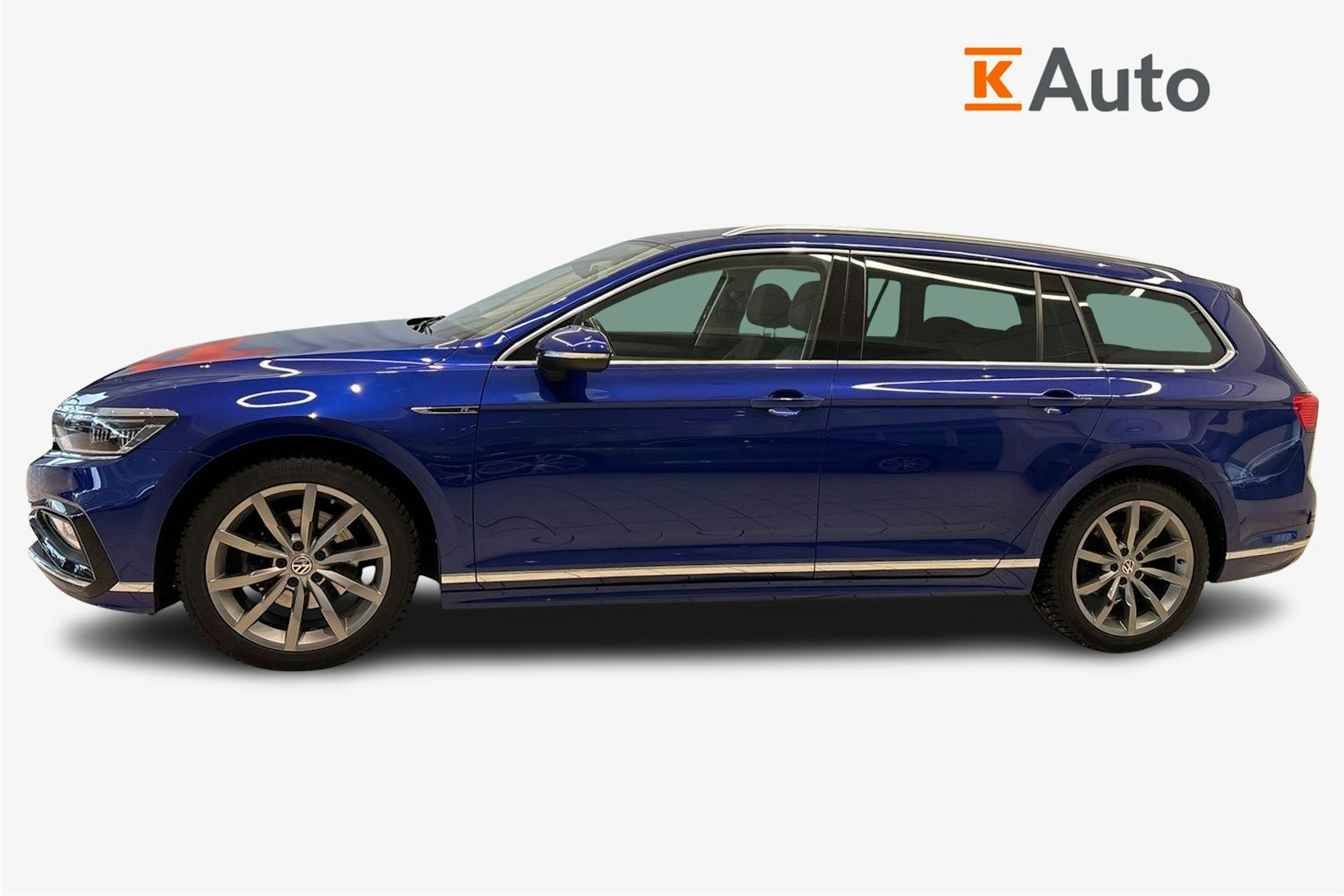 sininen Volkswagen Passat 2020 kuva 6.