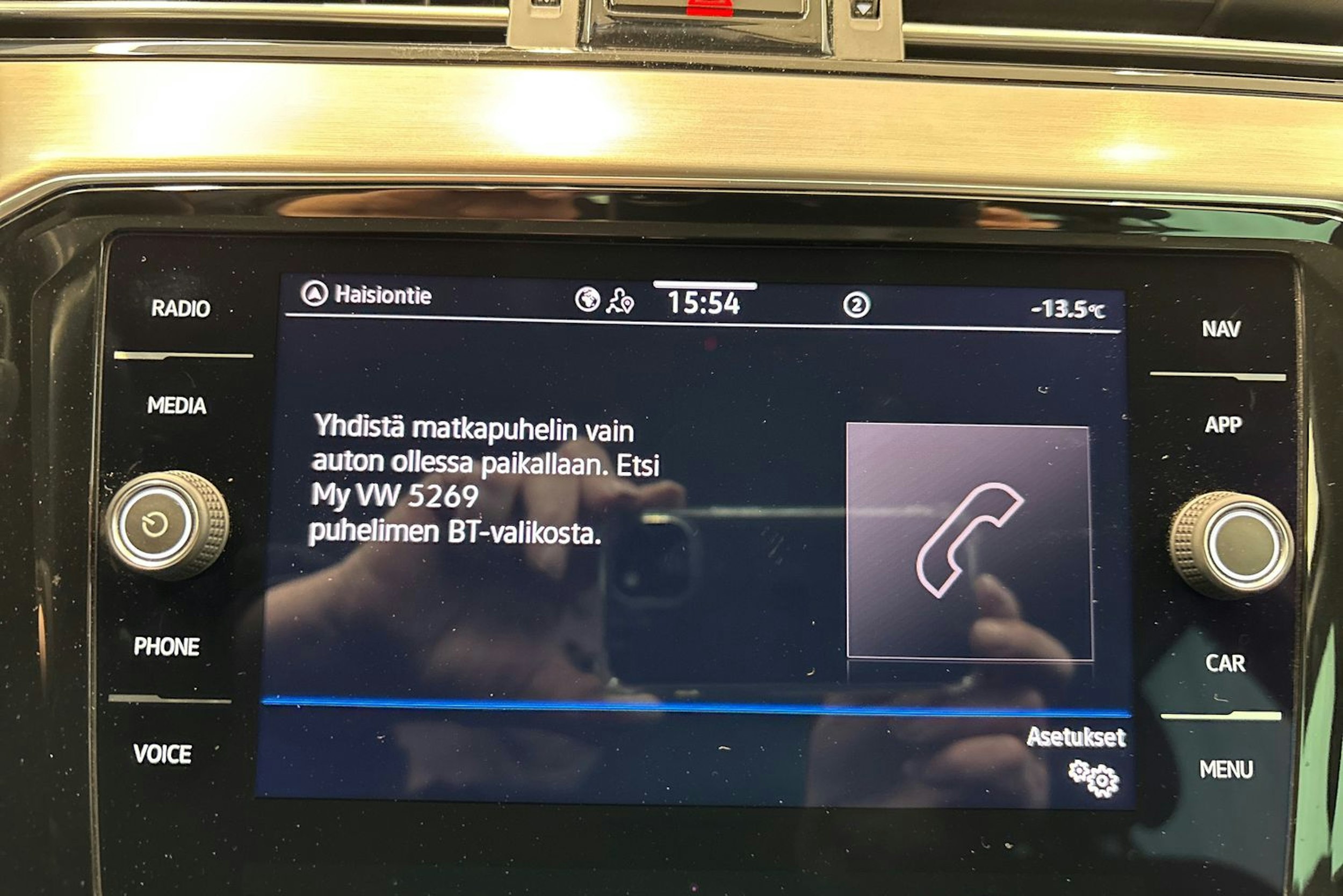 sininen Volkswagen Passat 2020 kuva 26.