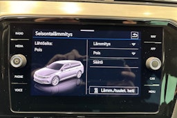 sininen Volkswagen Passat 2020 kuva 31.