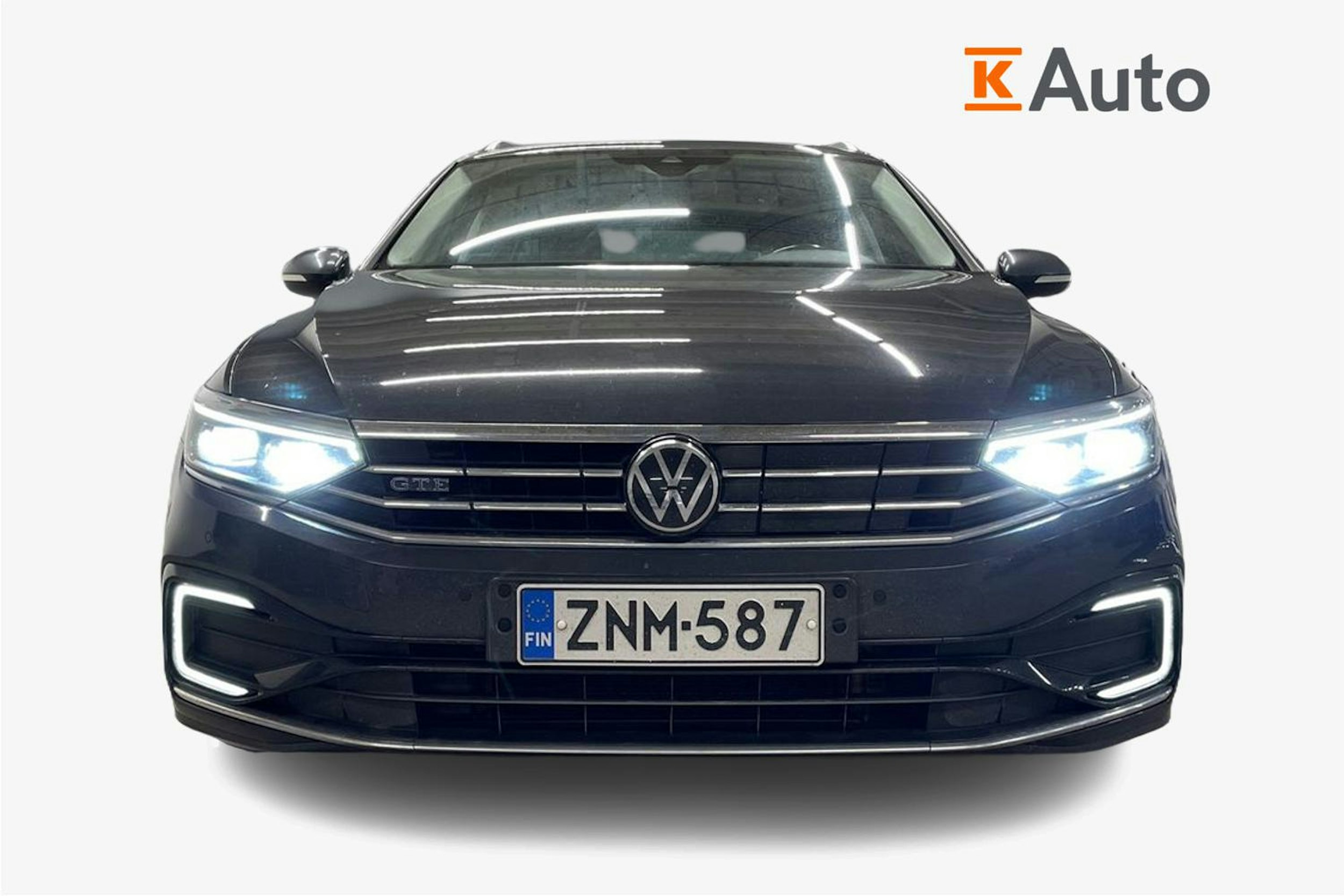 harmaa Volkswagen Passat 2020 kuva 5.