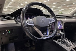 harmaa Volkswagen Passat 2020 kuva 26.