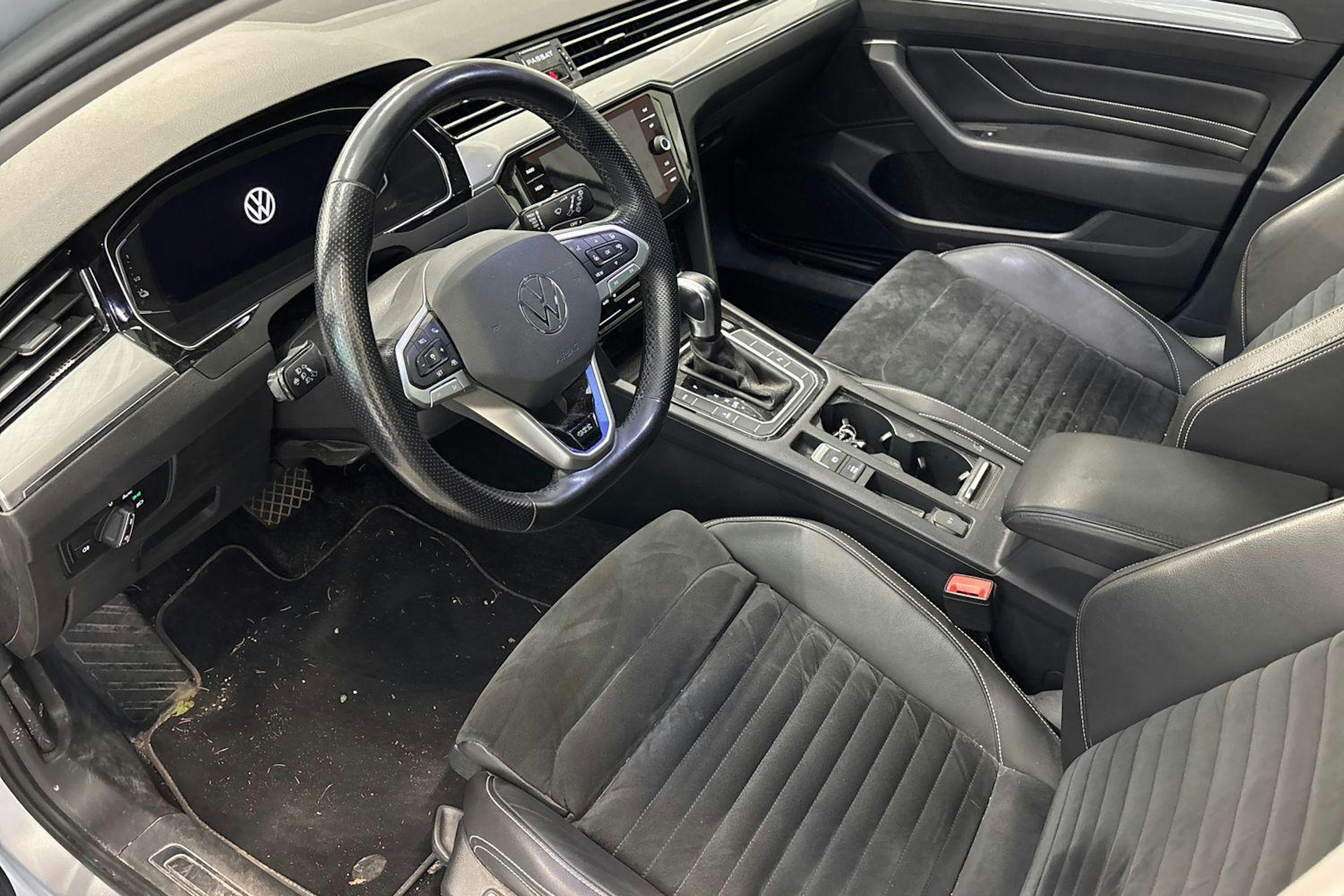 hopea Volkswagen Passat 2020 kuva 3.