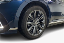 sininen Volkswagen Passat 2021 kuva 10.