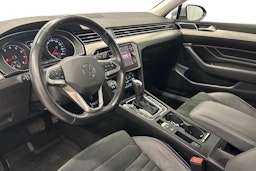 hopea Volkswagen Passat 2021 kuva 6.