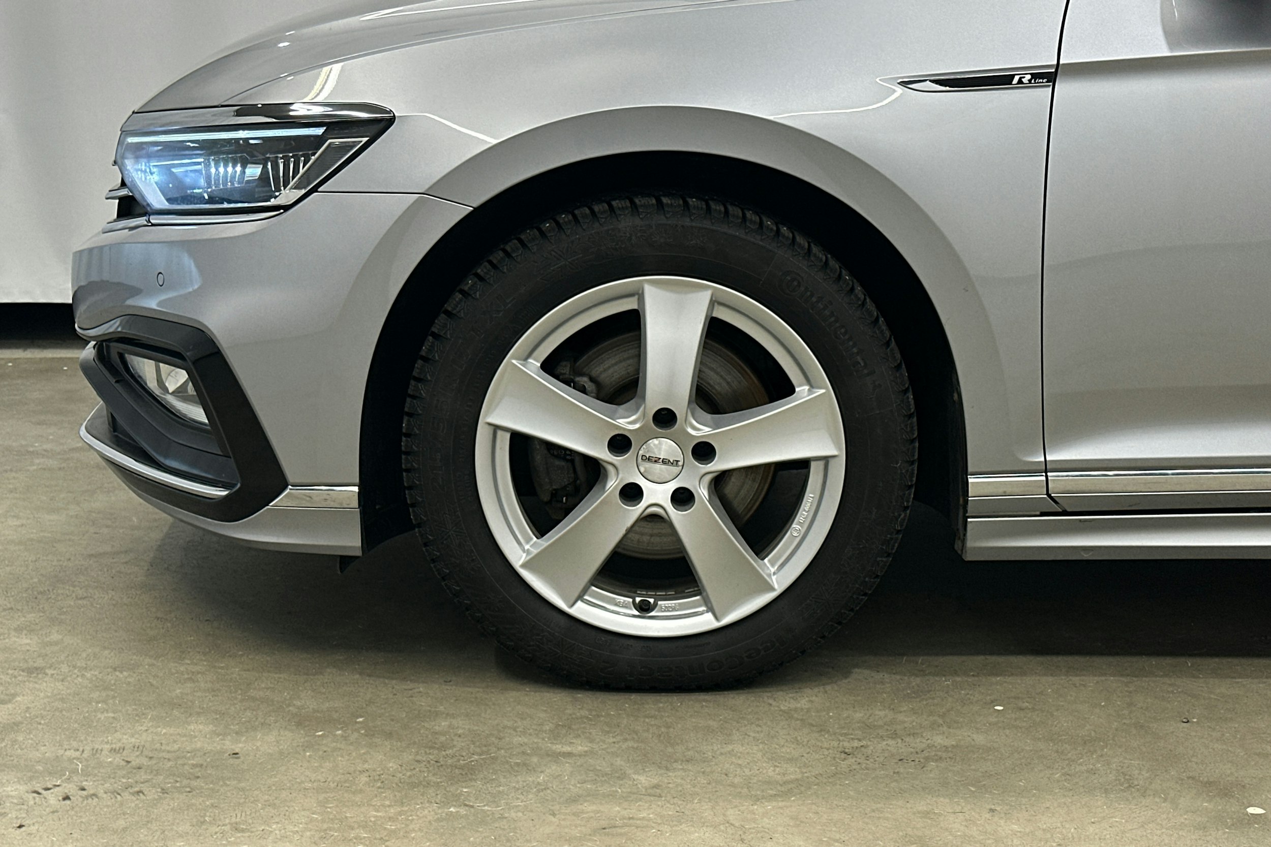 hopea Volkswagen Passat 2021 kuva 13.