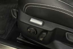 hopea Volkswagen Passat 2021 kuva 14.