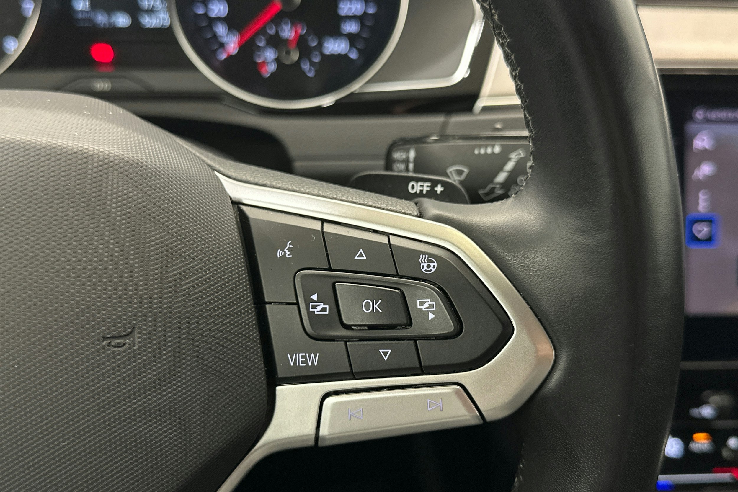 hopea Volkswagen Passat 2021 kuva 18.