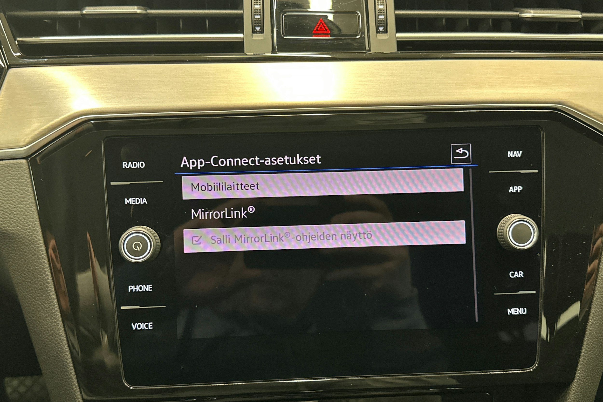 hopea Volkswagen Passat 2021 kuva 22.