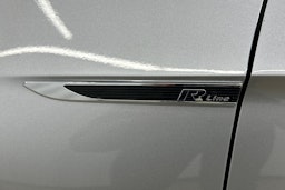 hopea Volkswagen Passat 2021 kuva 27.