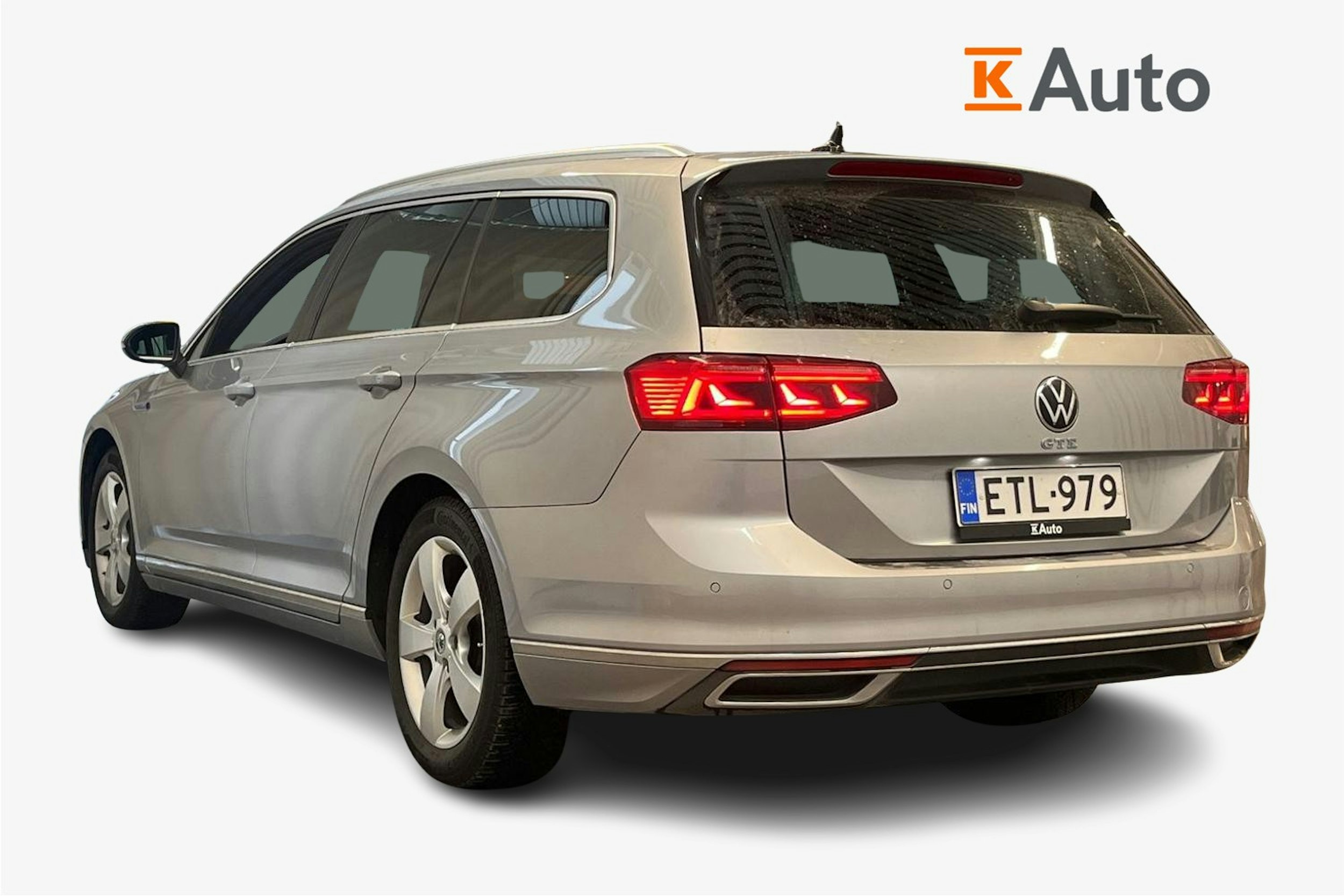 sininen Volkswagen Passat 2021 kuva 2.