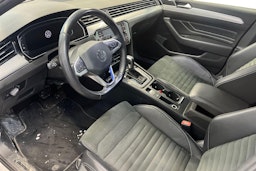 sininen Volkswagen Passat 2021 kuva 3.