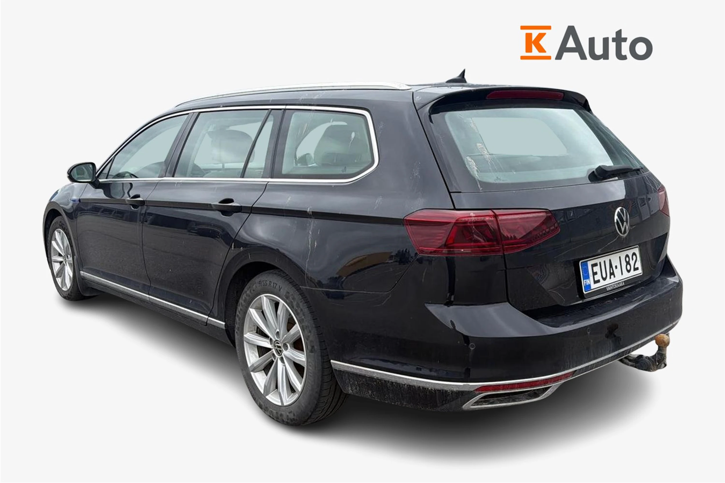 musta Volkswagen Passat 2021 kuva 2.