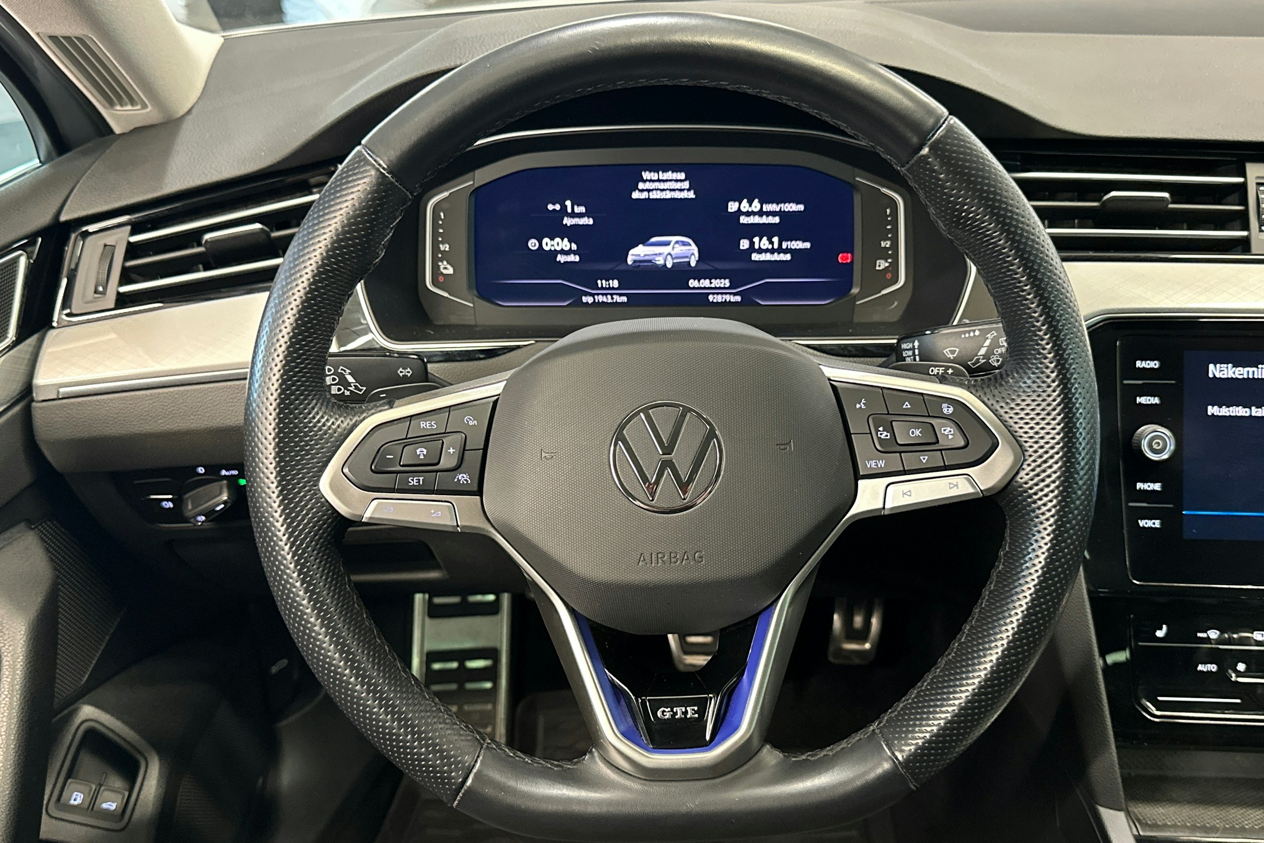 hopea Volkswagen Passat 2021 kuva 15.