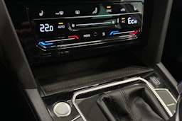 hopea Volkswagen Passat 2021 kuva 22.