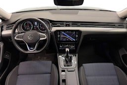 Musta Volkswagen PASSAT 2021 kuva 9.