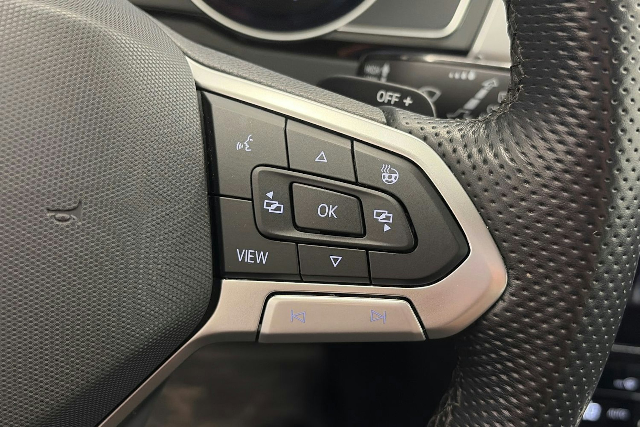 Musta Volkswagen PASSAT 2021 kuva 20.