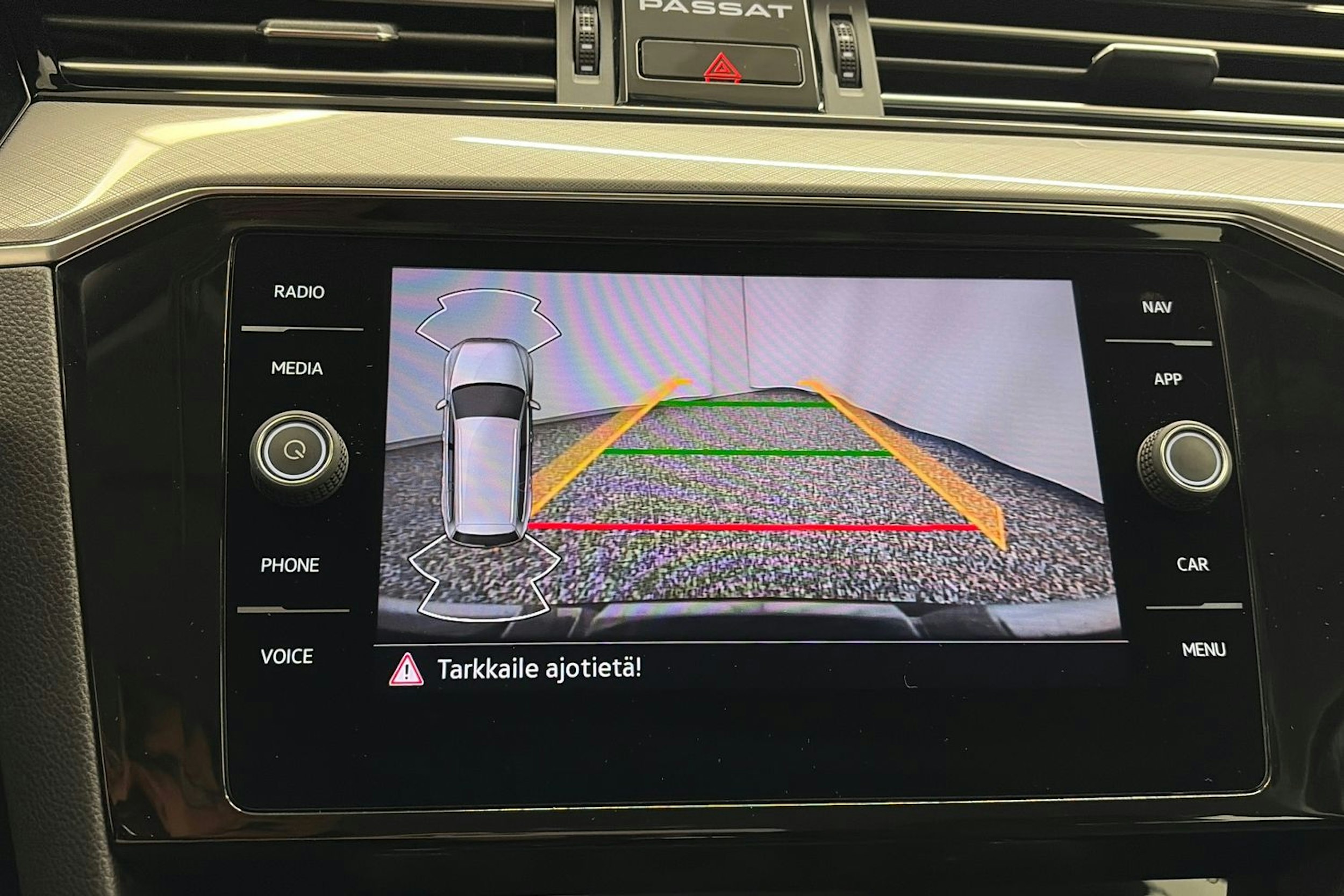 Musta Volkswagen PASSAT 2021 kuva 22.