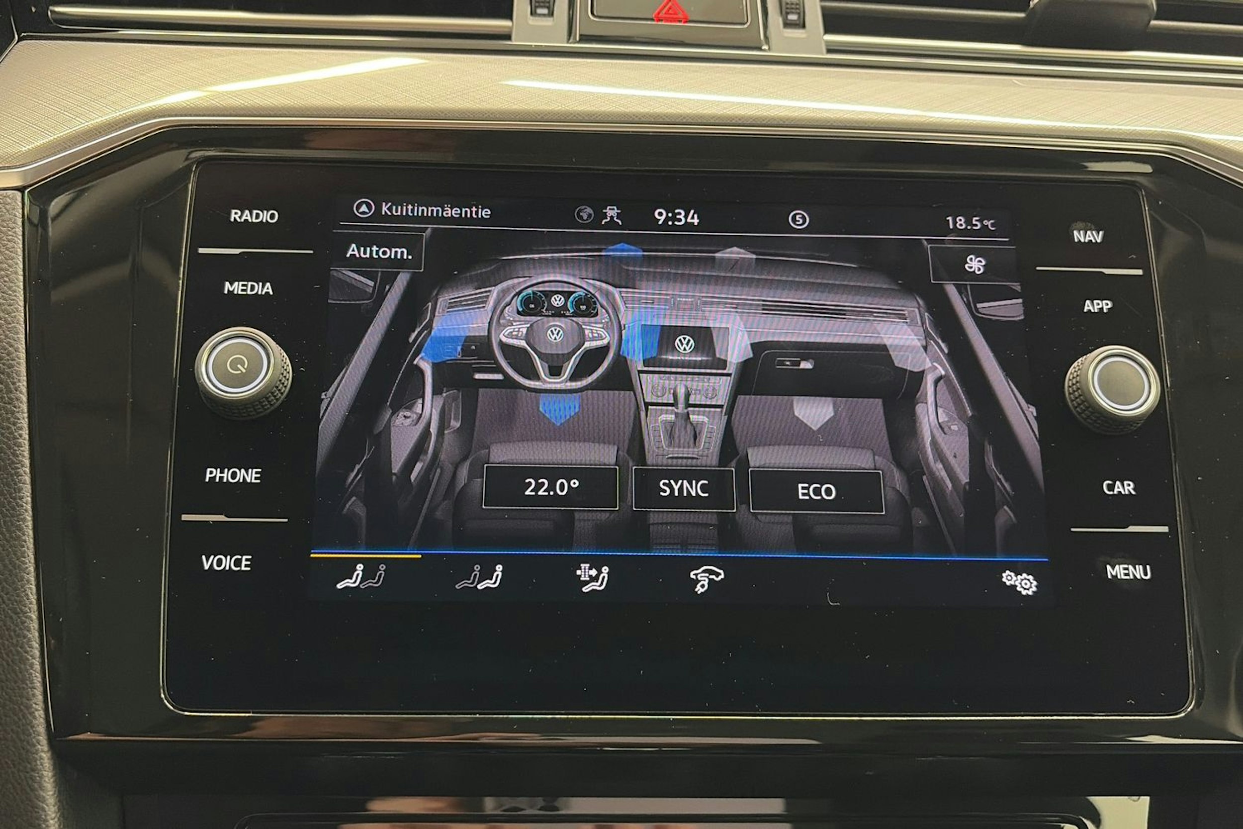 Musta Volkswagen PASSAT 2021 kuva 25.