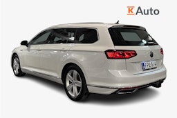 valkoinen Volkswagen Passat 2021 kuva 2.