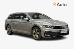 harmaa Volkswagen Passat 2021 kuva 1.