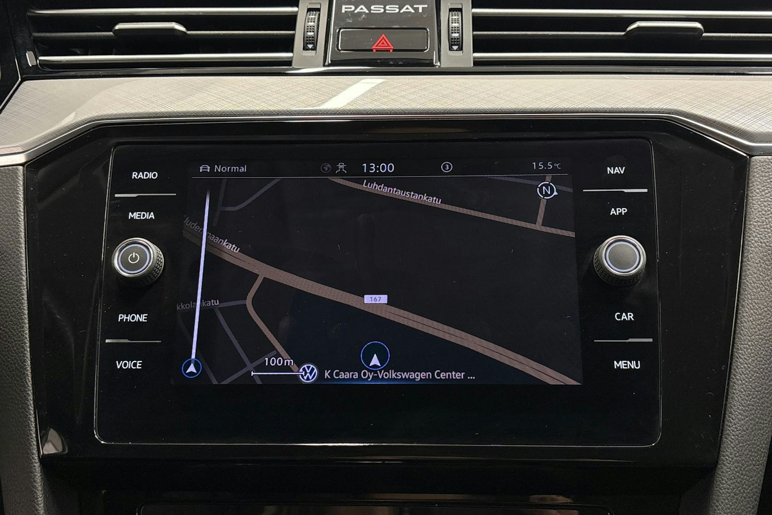 harmaa Volkswagen Passat 2021 kuva 21.