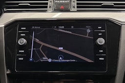 harmaa Volkswagen Passat 2021 kuva 21.