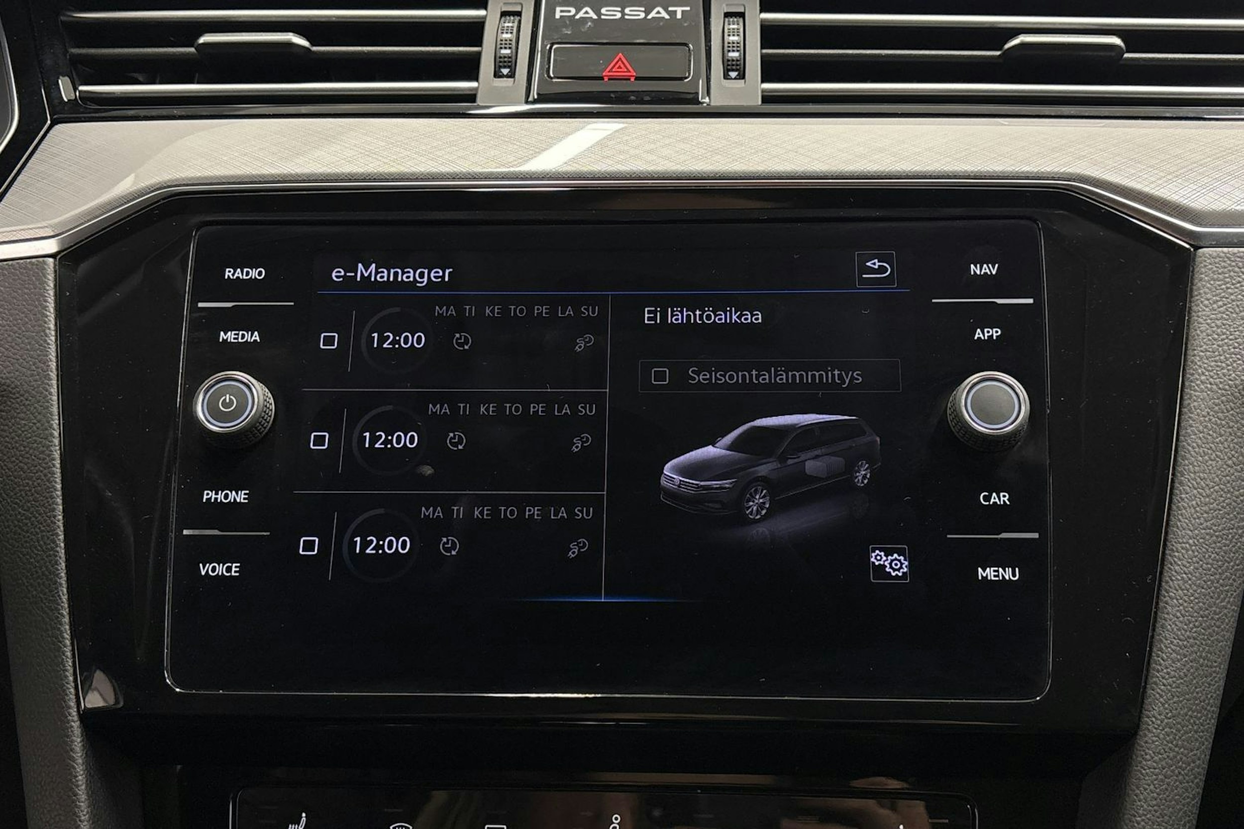 harmaa Volkswagen Passat 2021 kuva 23.