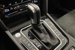 harmaa Volkswagen Passat 2021 kuva 25.