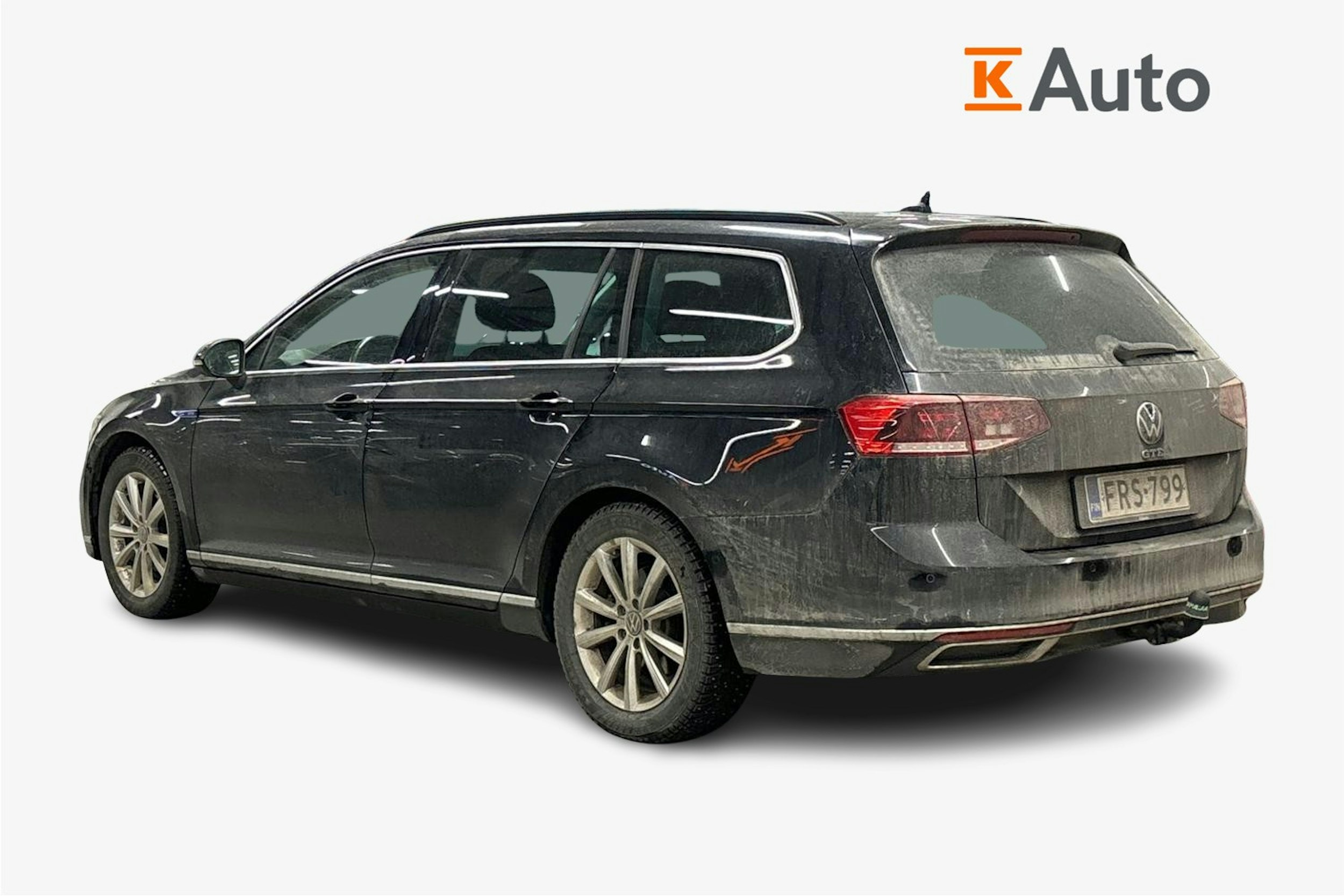 musta Volkswagen Passat 2021 kuva 2.