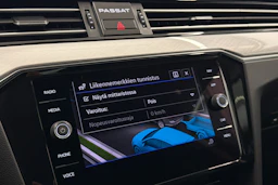 sininen Volkswagen Passat 2021 kuva 31.