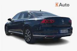 sininen Volkswagen Passat 2021 kuva 2.